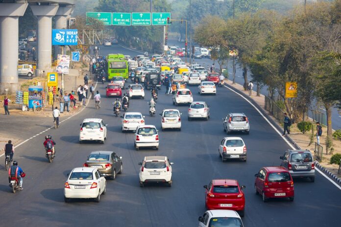 Car traffic in New Delhi, city covered in the smog on February 23. 2018 in India